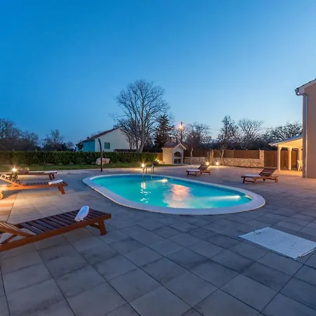 Villa Elm *